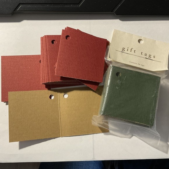 Pier One Imports Red Green Holiday Christmas Gift Tags New - Picture 4 of 4
